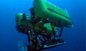 深入海底的黃色潛水艇